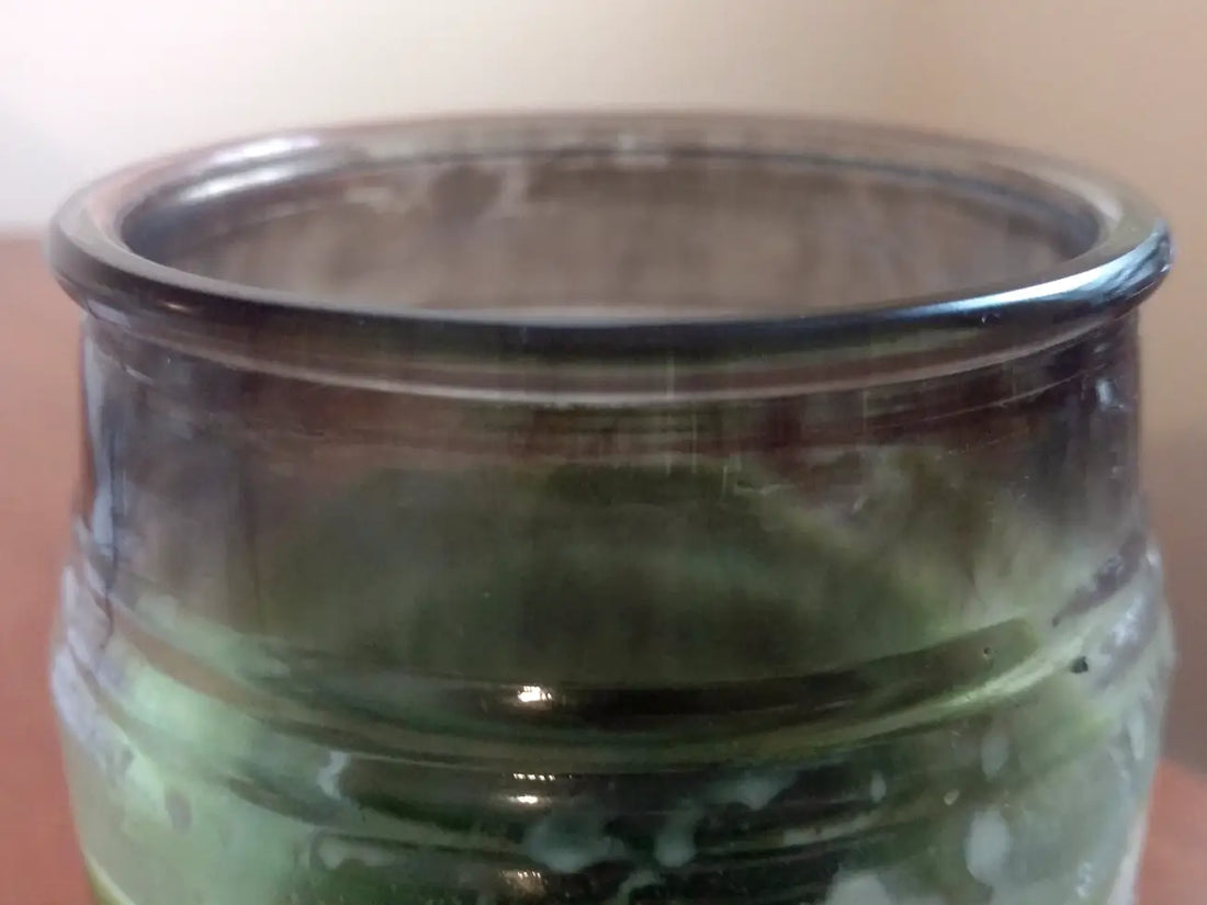 WHY YOUR CANDLE JAR TURNS BLACK AND HOW TO PREVENT IT